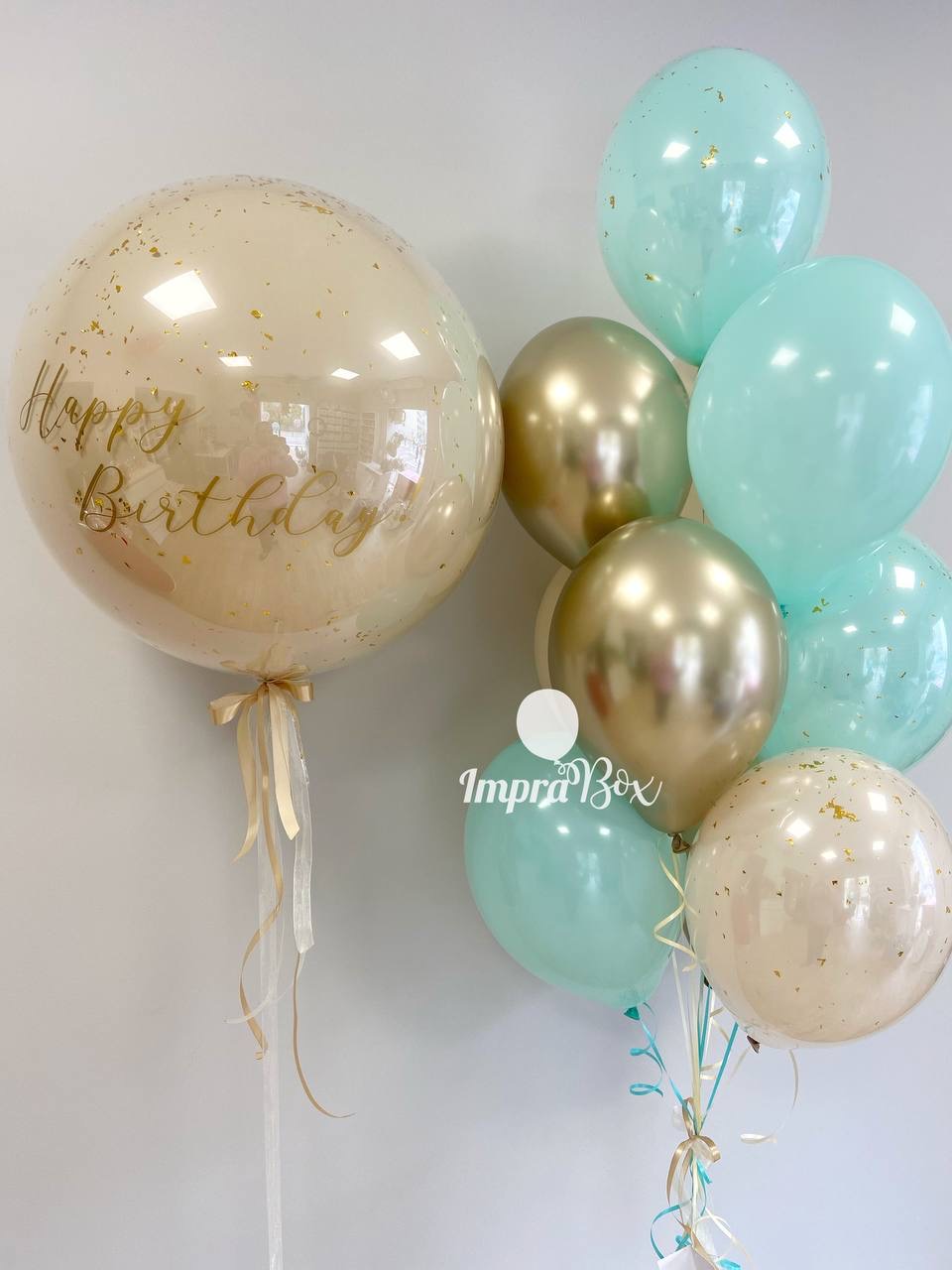 Bezowo-mietowy_set_z_sercem_i_Szklany_balon