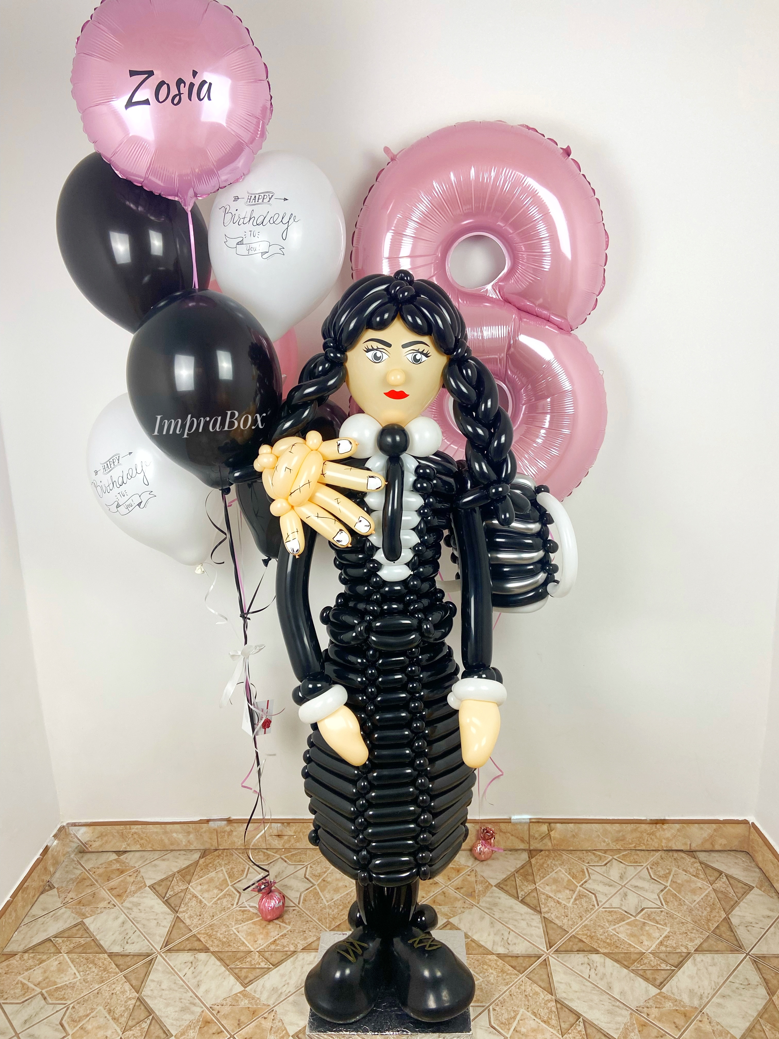 Wednesday_figura_balonowa